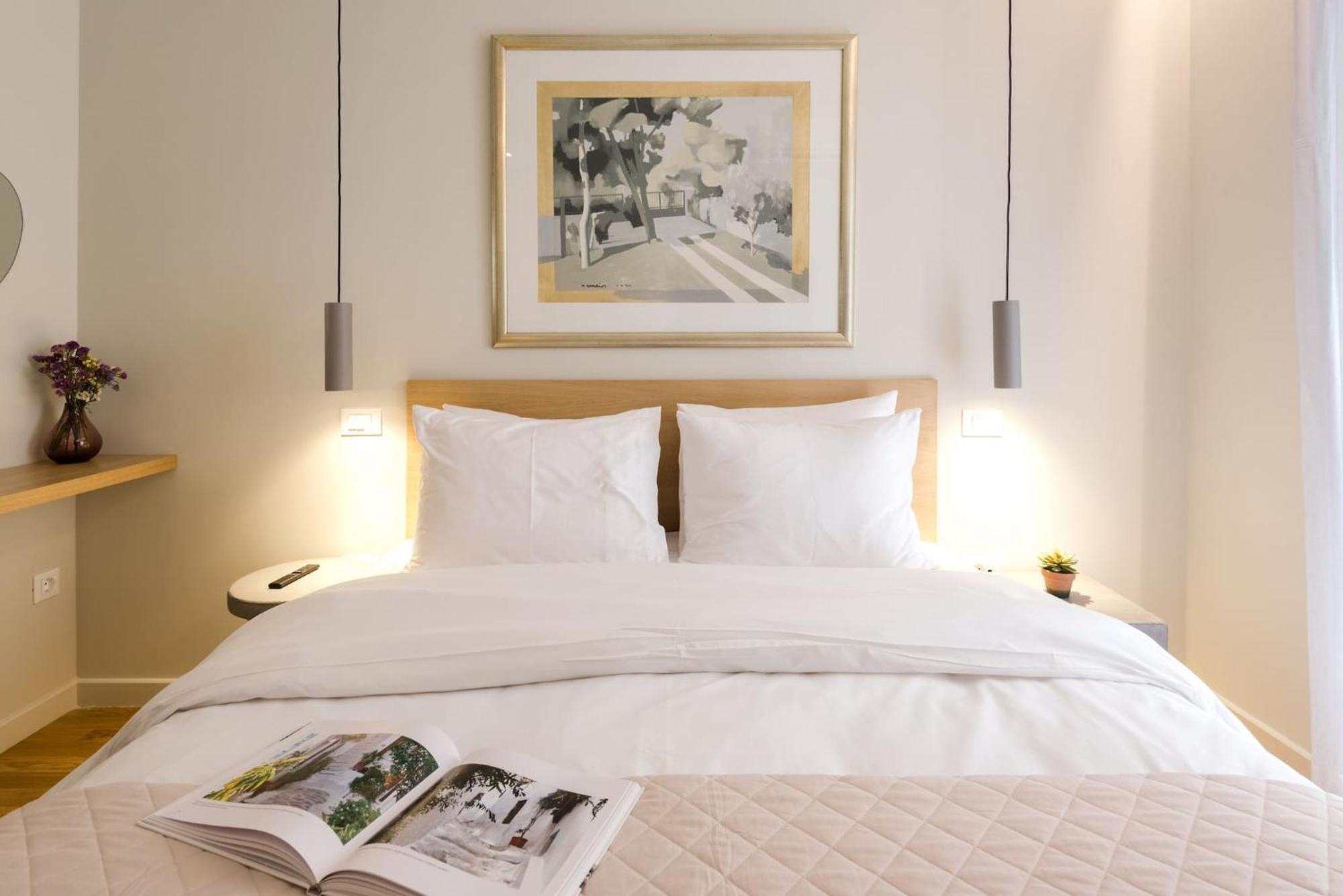 Urban Apt With Stunning Acropolis View & Roofdeck 雅典 外观 照片